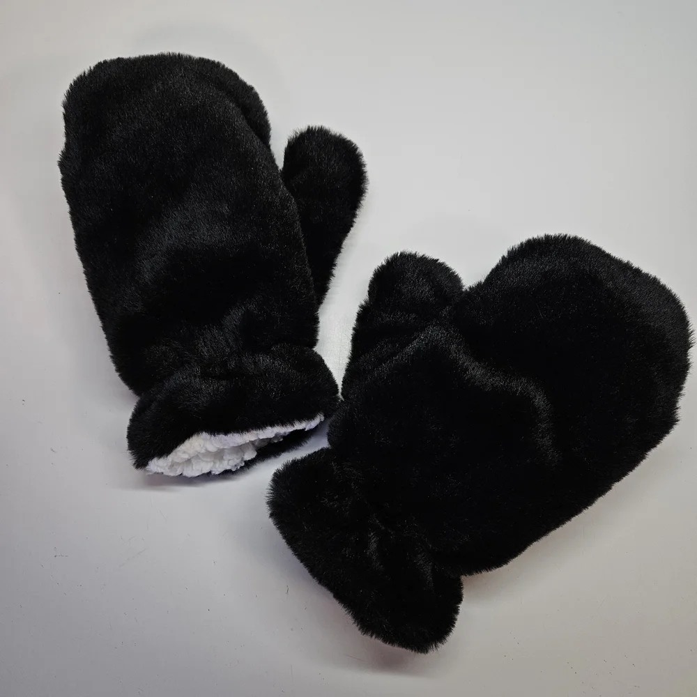 Black Cat Kitten Plush Faux Fur Mitten Mittens Fleece Lined One Size Adult